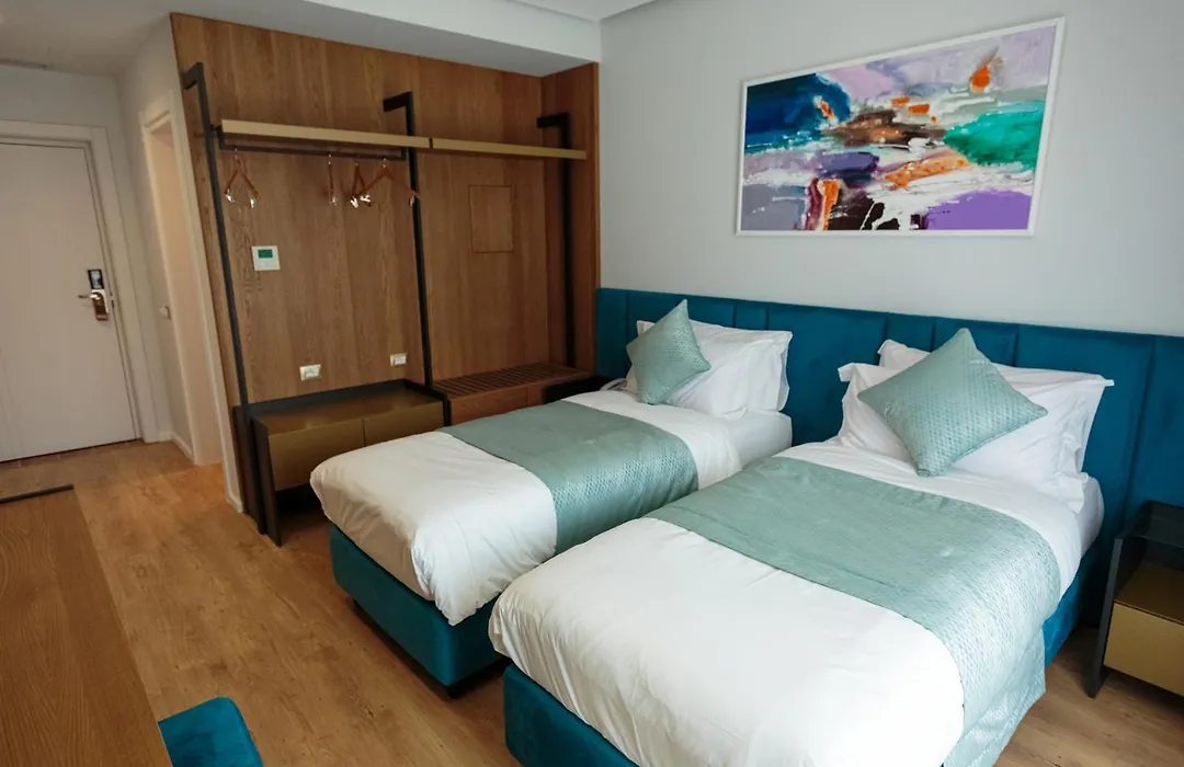 Ames Hotel & Spa-1