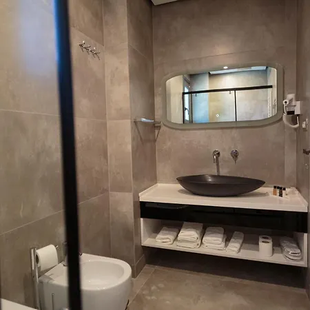 Ames Hotel & Spa-3
