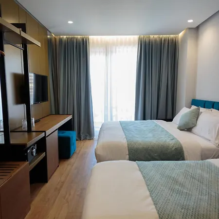 Ames Hotel & Spa-3